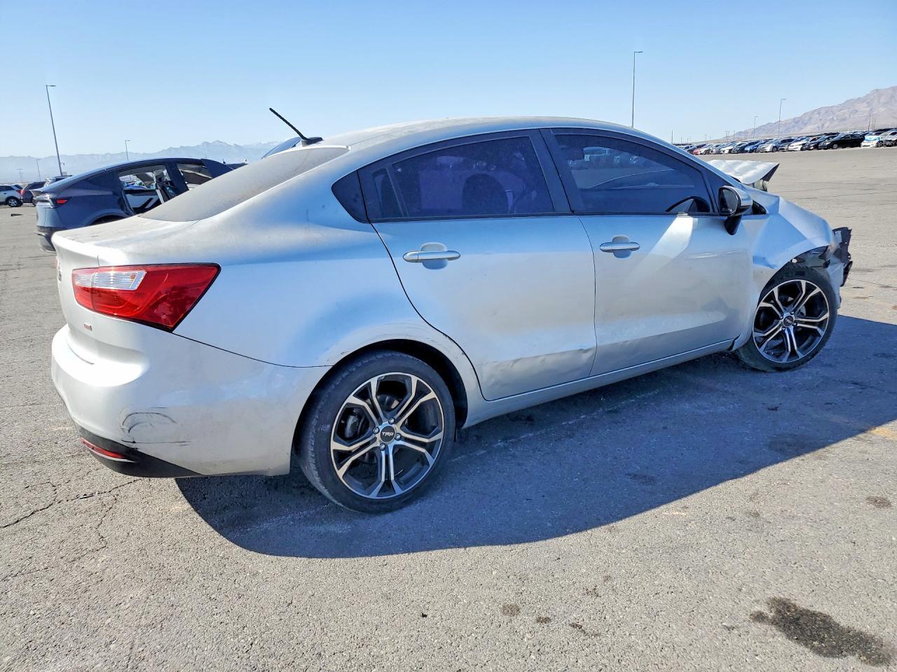 2014 KIA RIO