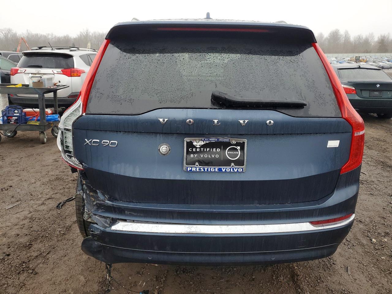 2024 VOLVO XC90