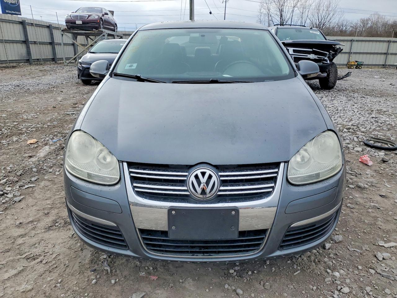 2010 VOLKSWAGEN JETTA