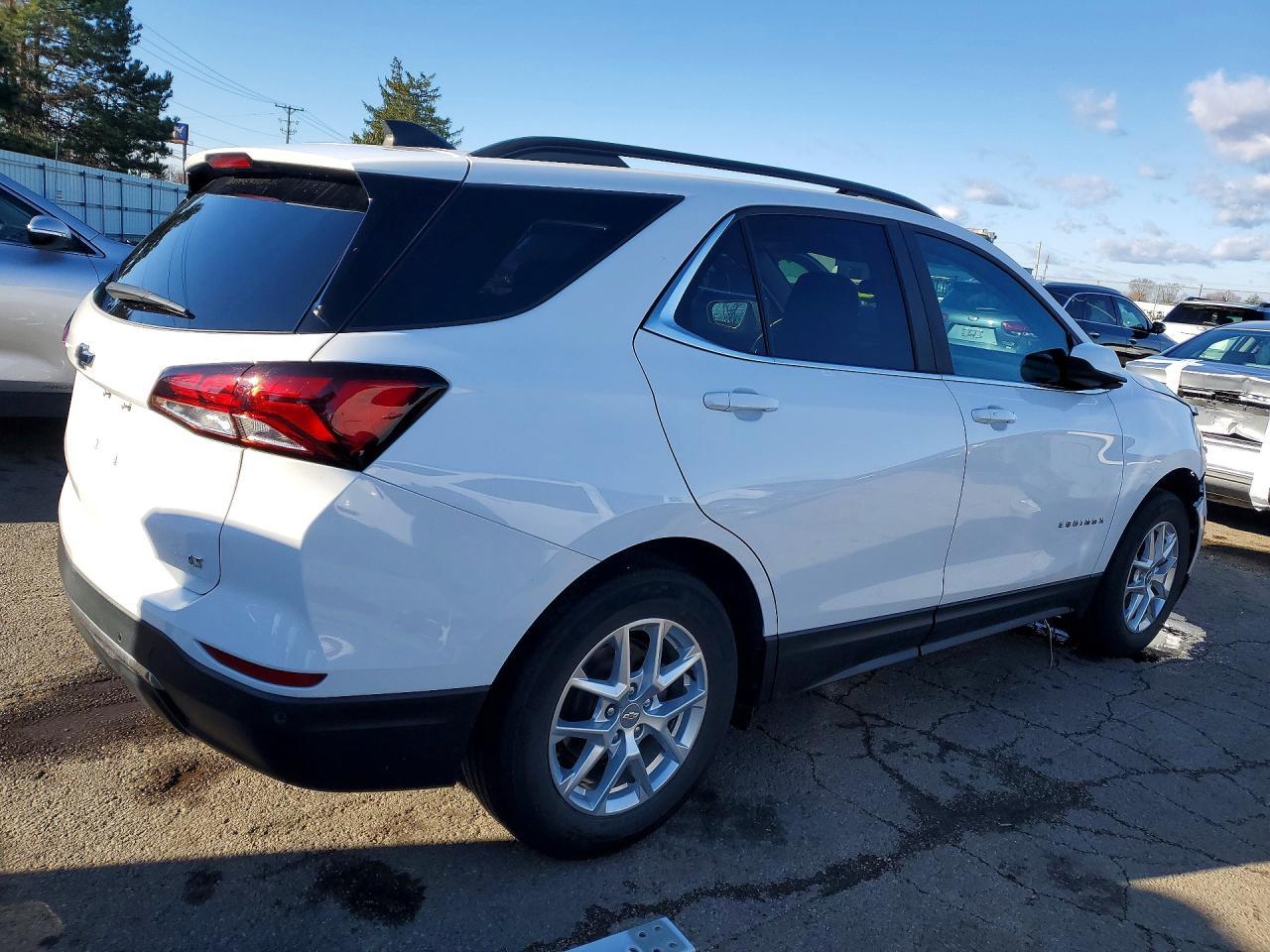 2022 CHEVROLET EQUINOX