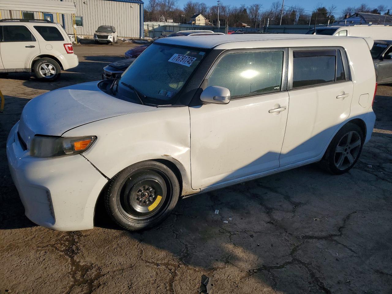 2013 SCION xB