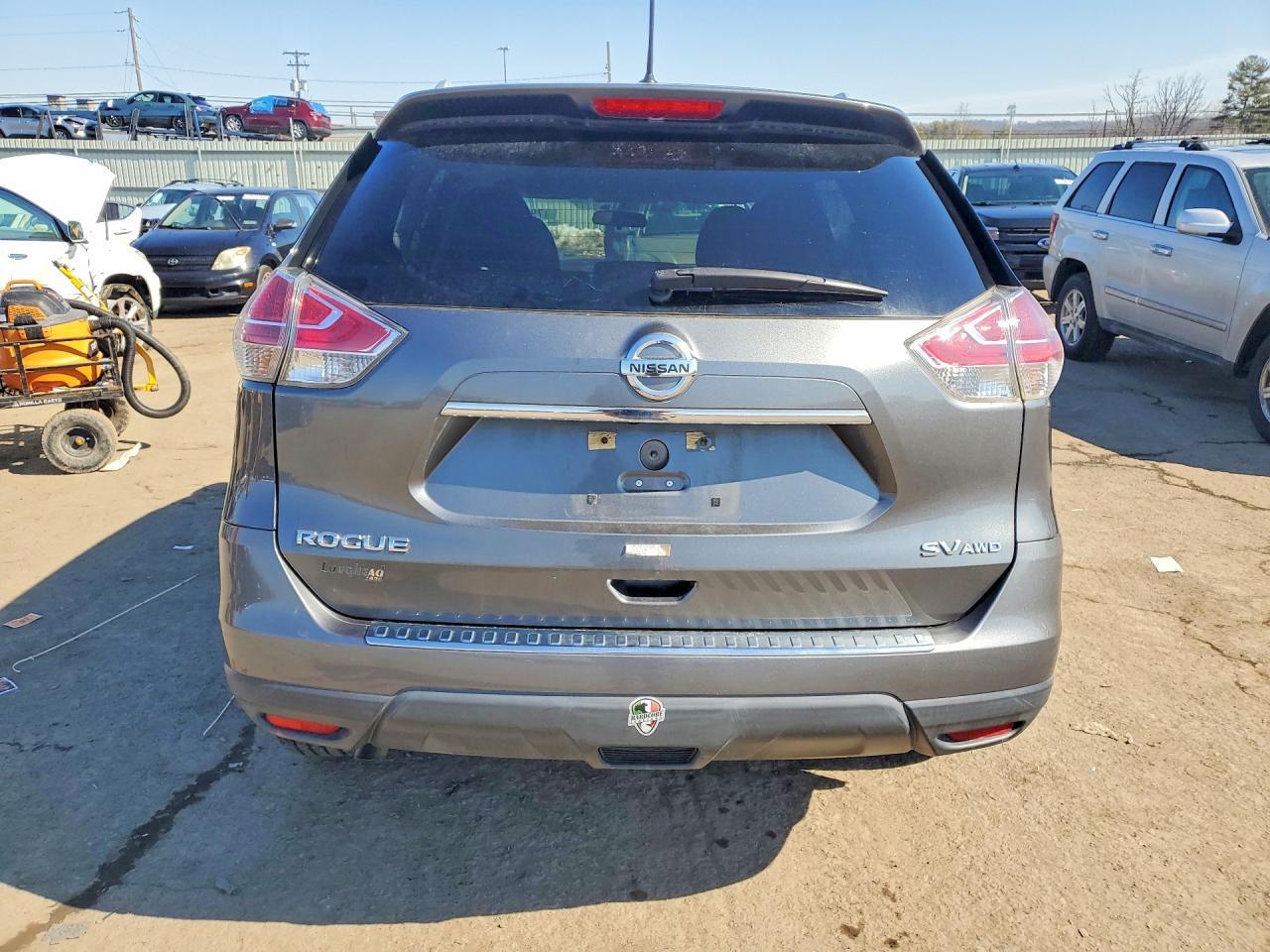 2015 NISSAN ROGUE