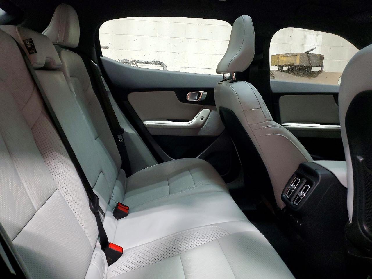 2024 POLESTAR 2