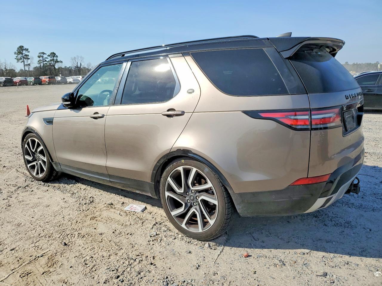 2017 LAND ROVER Discovery
