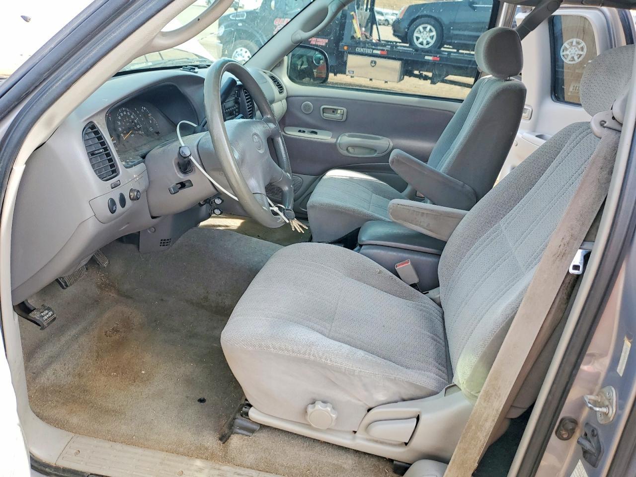 2002 TOYOTA TUNDRA