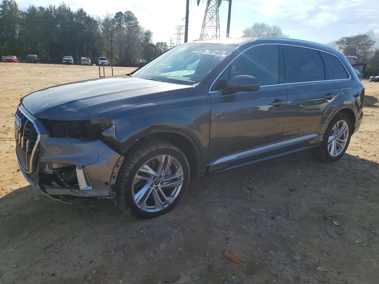2021 AUDI Q7