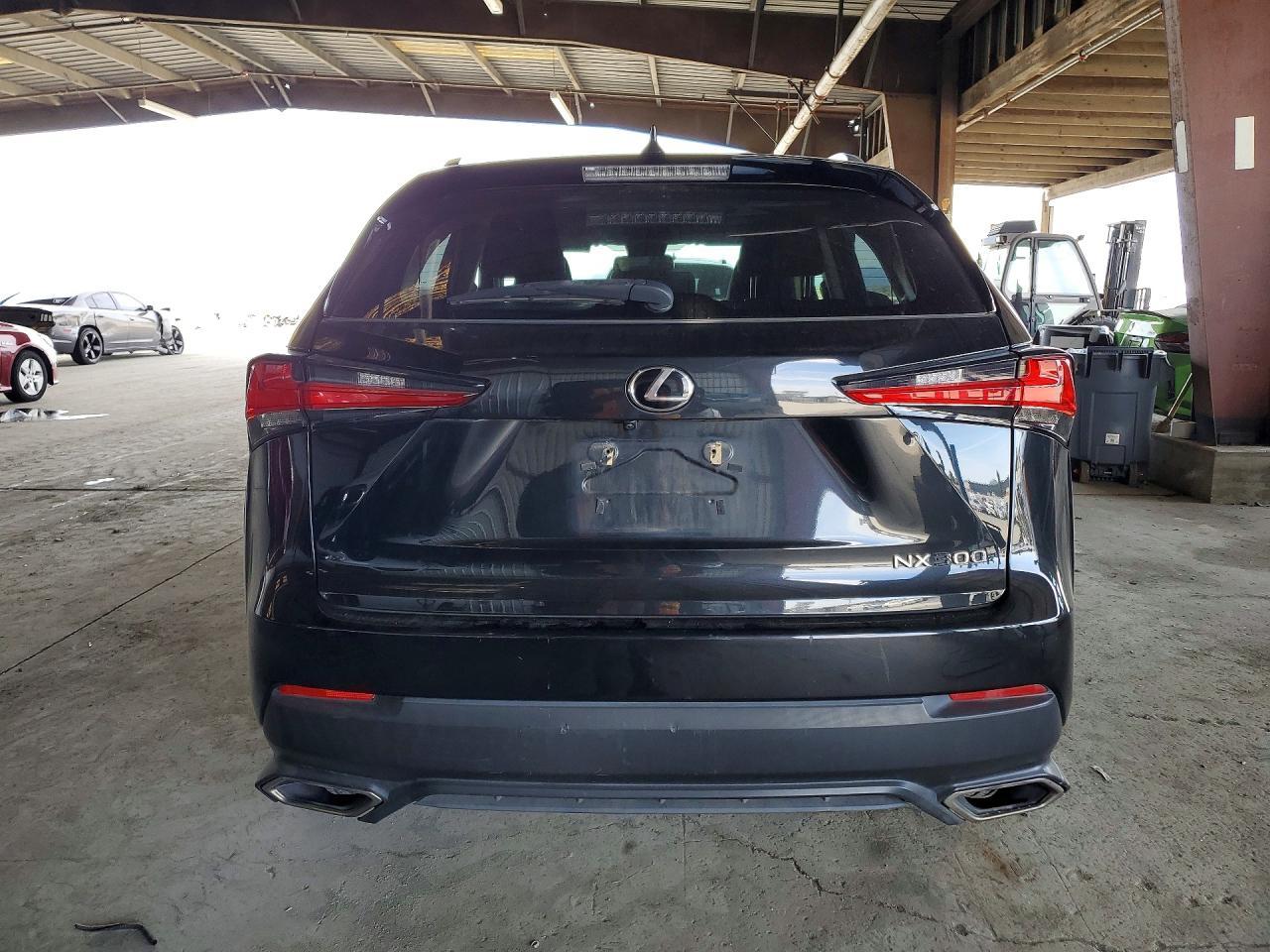 2018 LEXUS NX 300