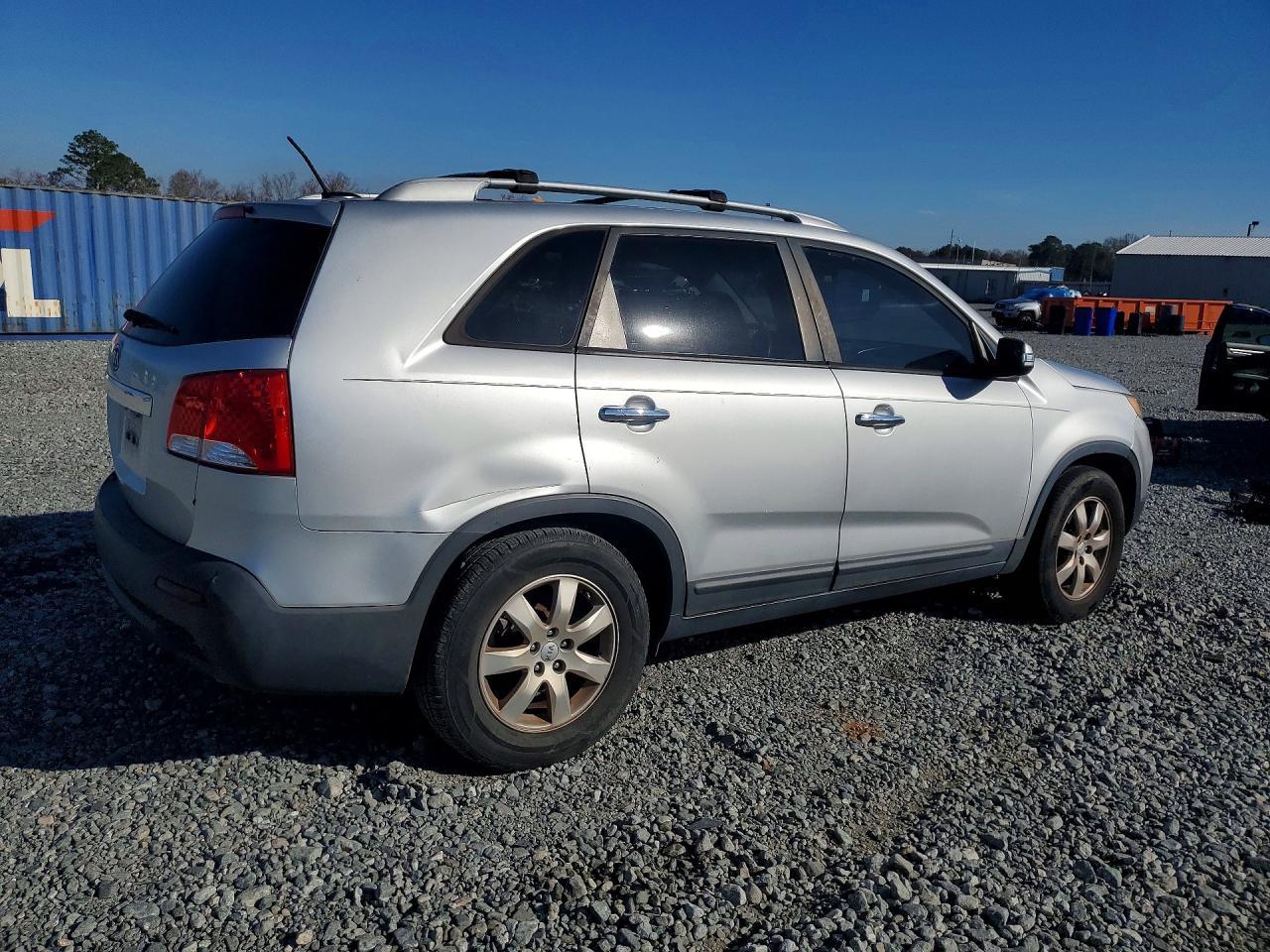 2012 KIA SORENTO