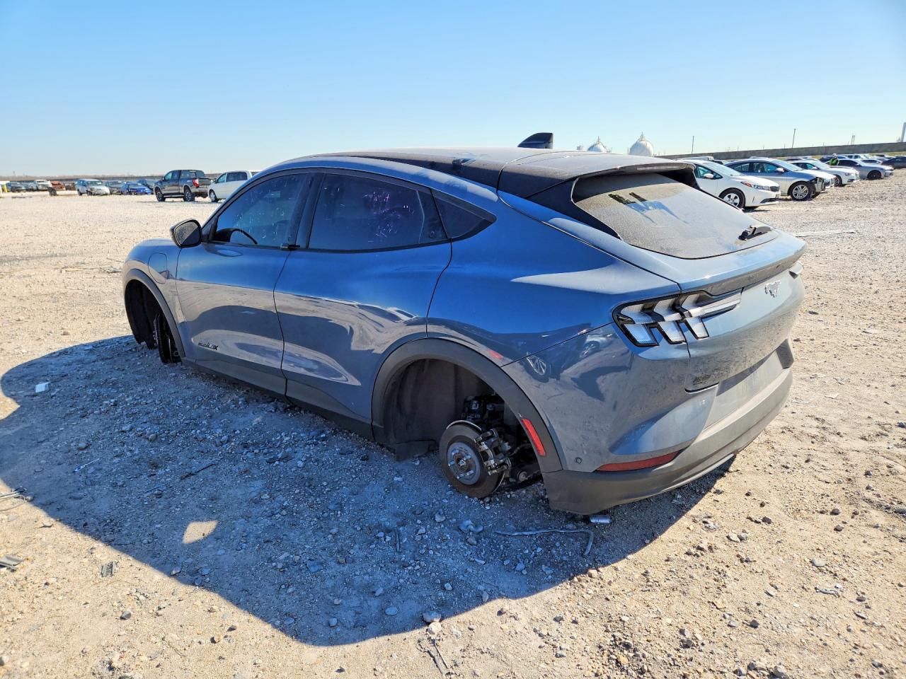 2024 FORD Mustang Mach-E