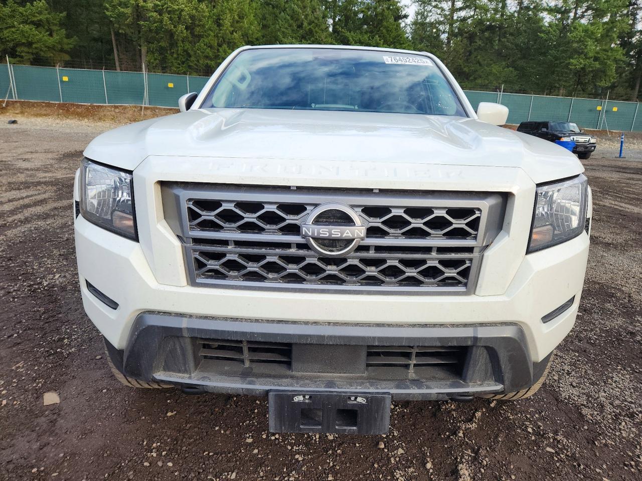 2024 NISSAN Frontier
