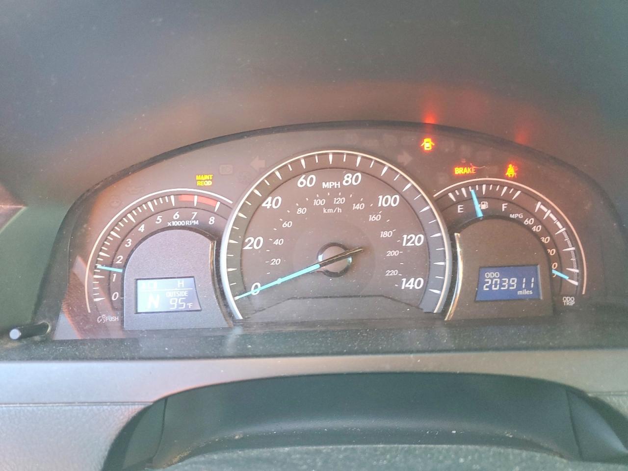 2012 TOYOTA CAMRY