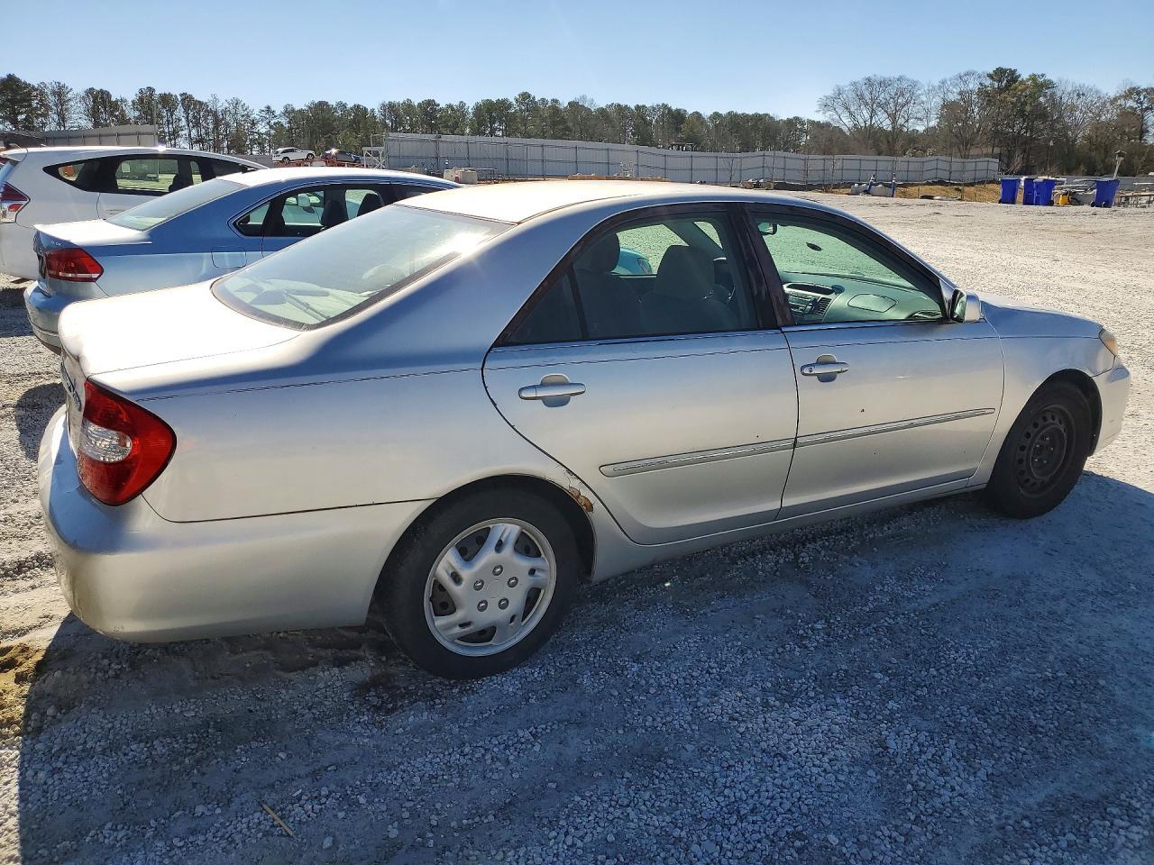 2004 TOYOTA CAMRY