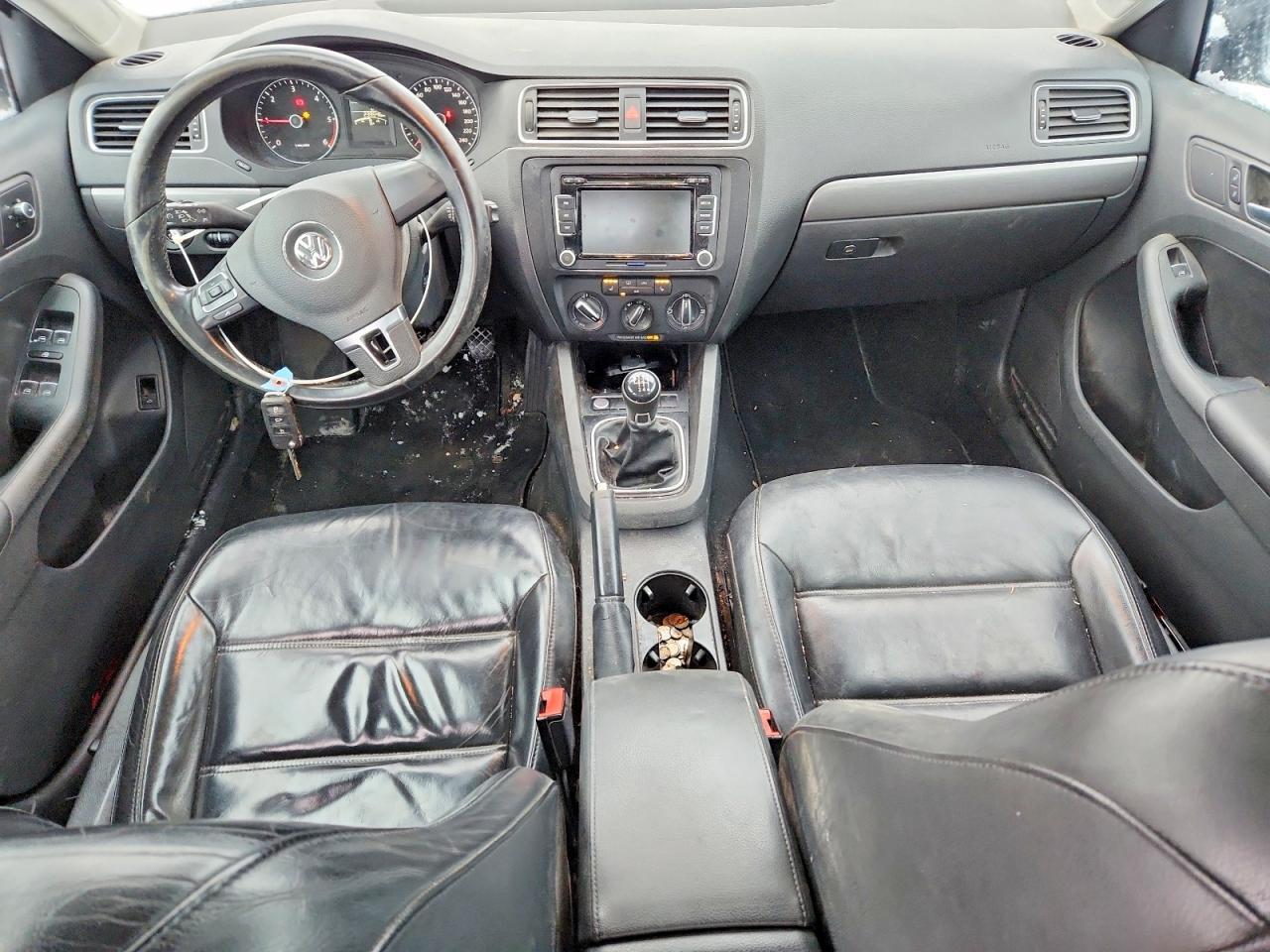 2013 VOLKSWAGEN JETTA