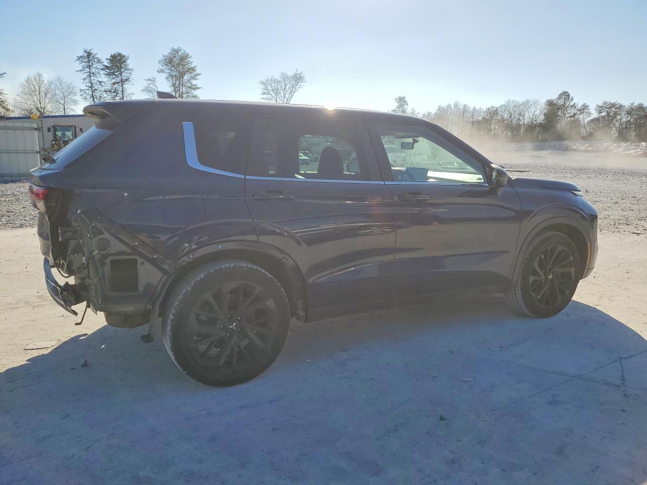 2022 MITSUBISHI outlander