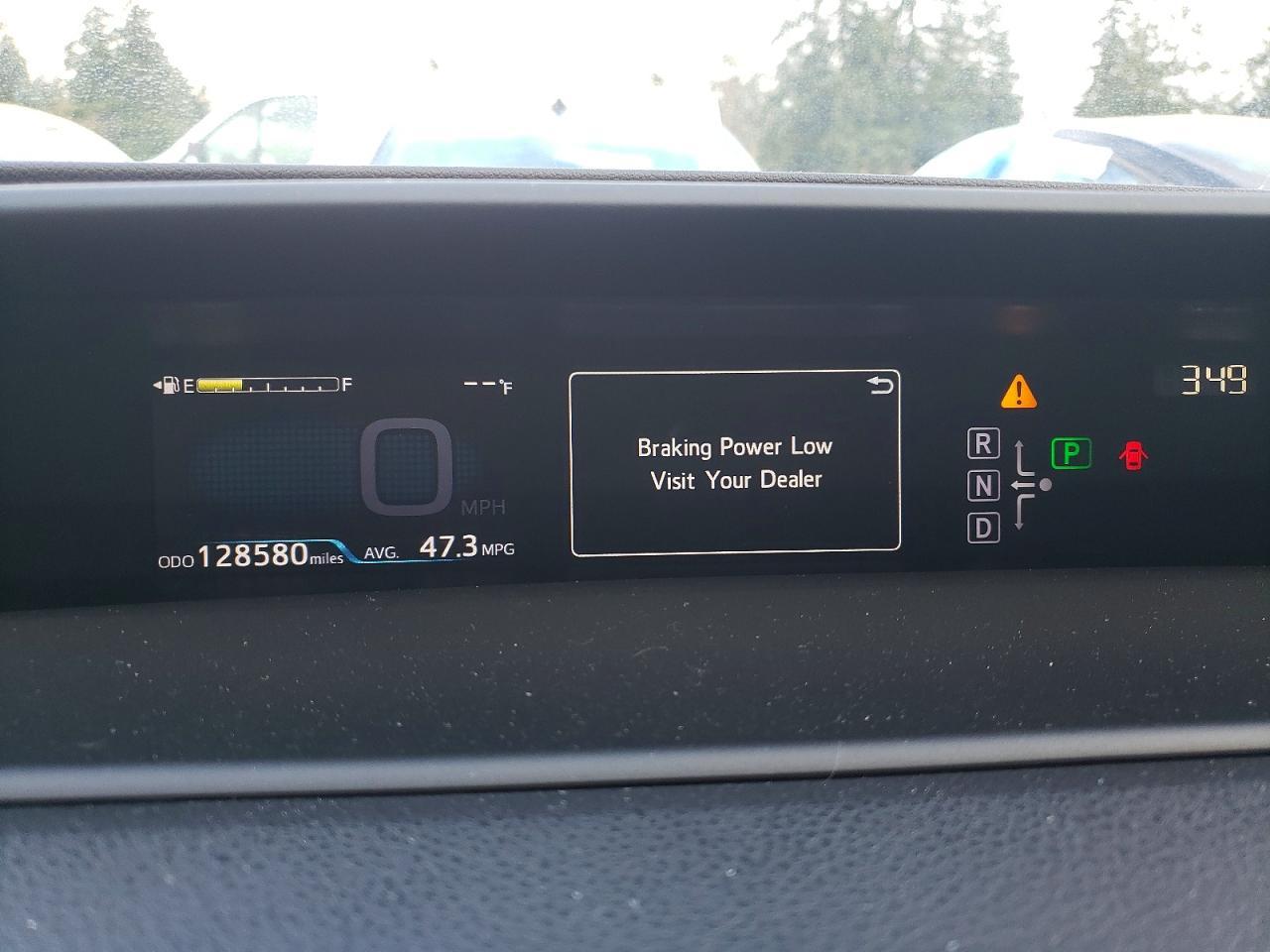 2016 TOYOTA PRIUS