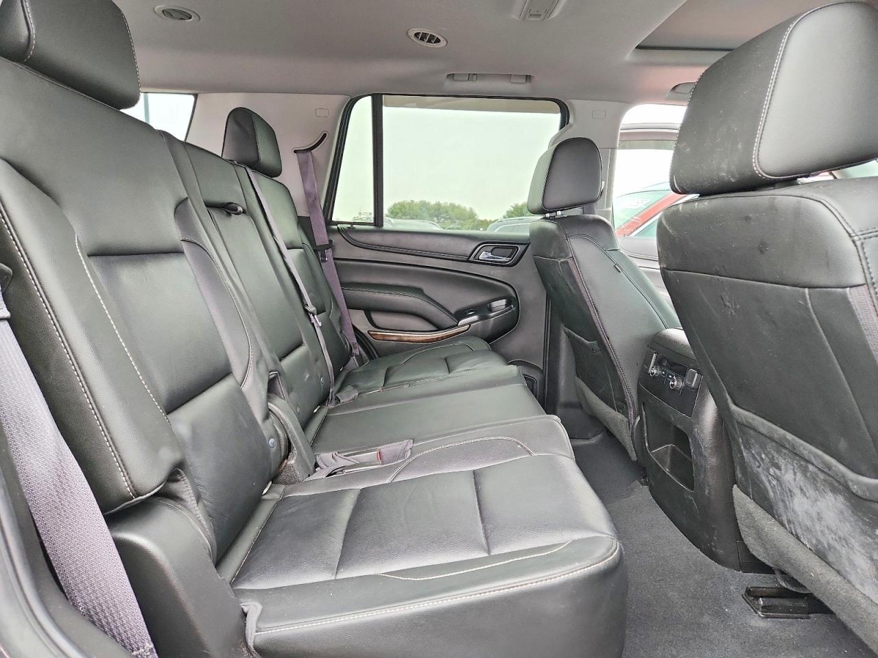 2016 CHEVROLET Tahoe