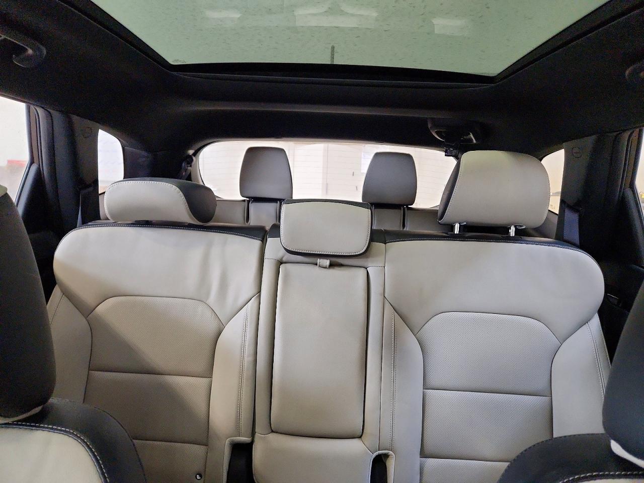 2016 KIA RONDO