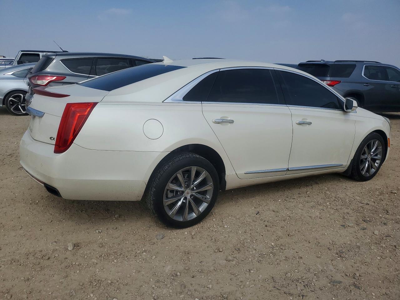 2013 CADILLAC XTS