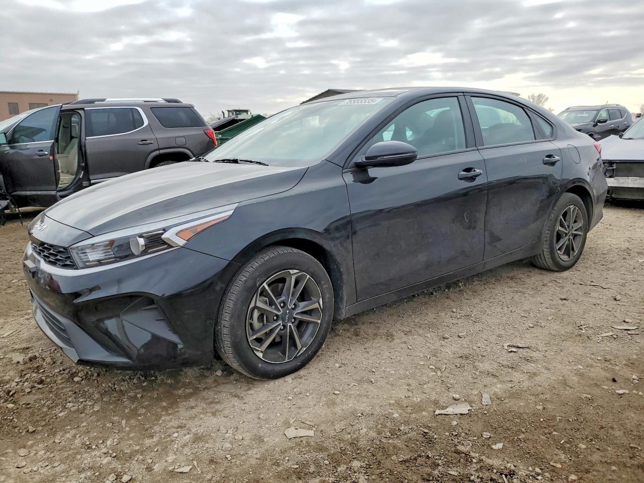 2024 KIA FORTE