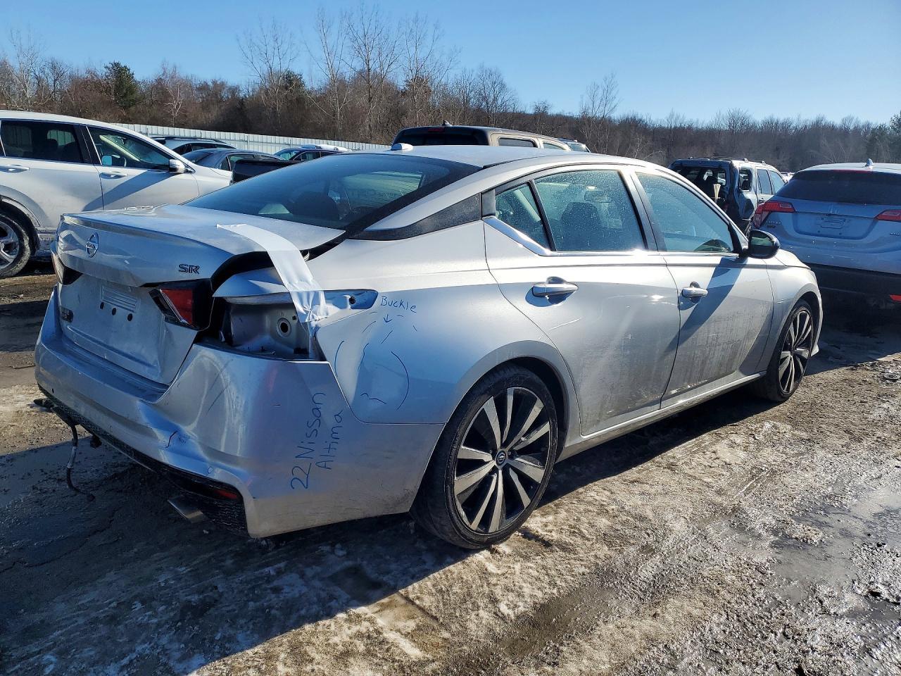 2022 NISSAN ALTIMA