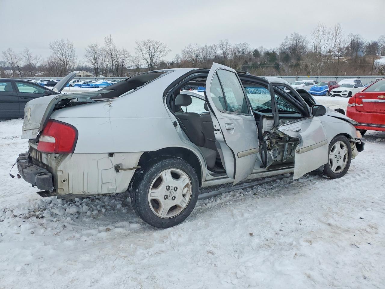 2001 NISSAN ALTIMA