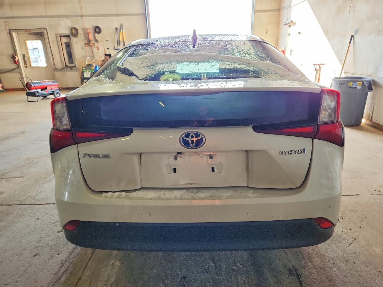 2021 TOYOTA PRIUS