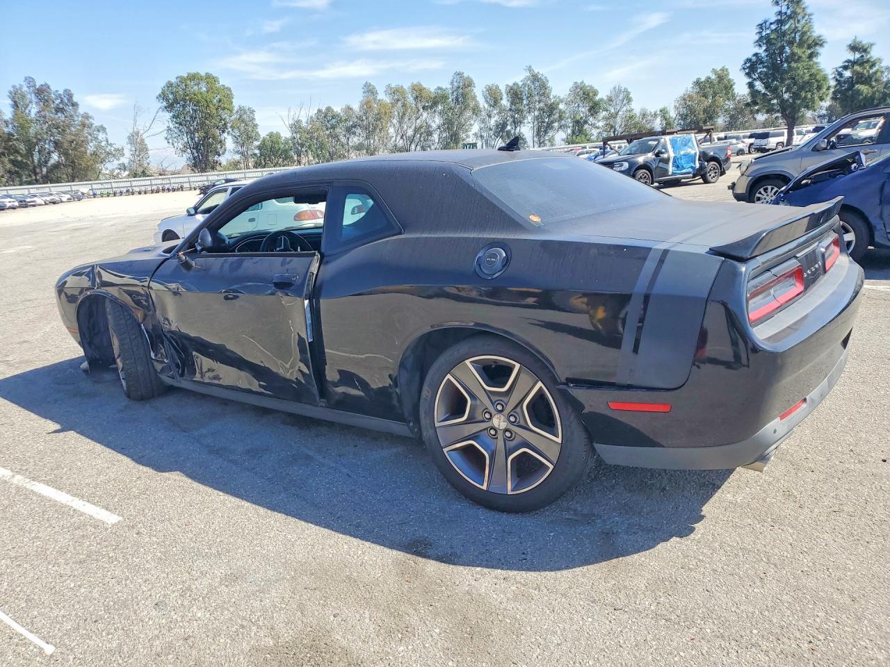 2015 DODGE Challenger