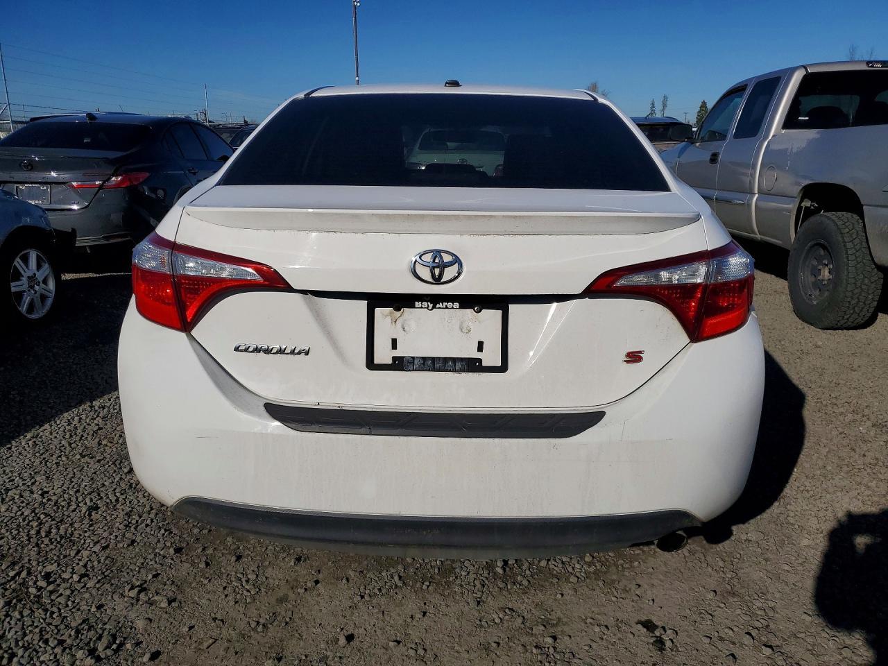 2015 TOYOTA COROLLA