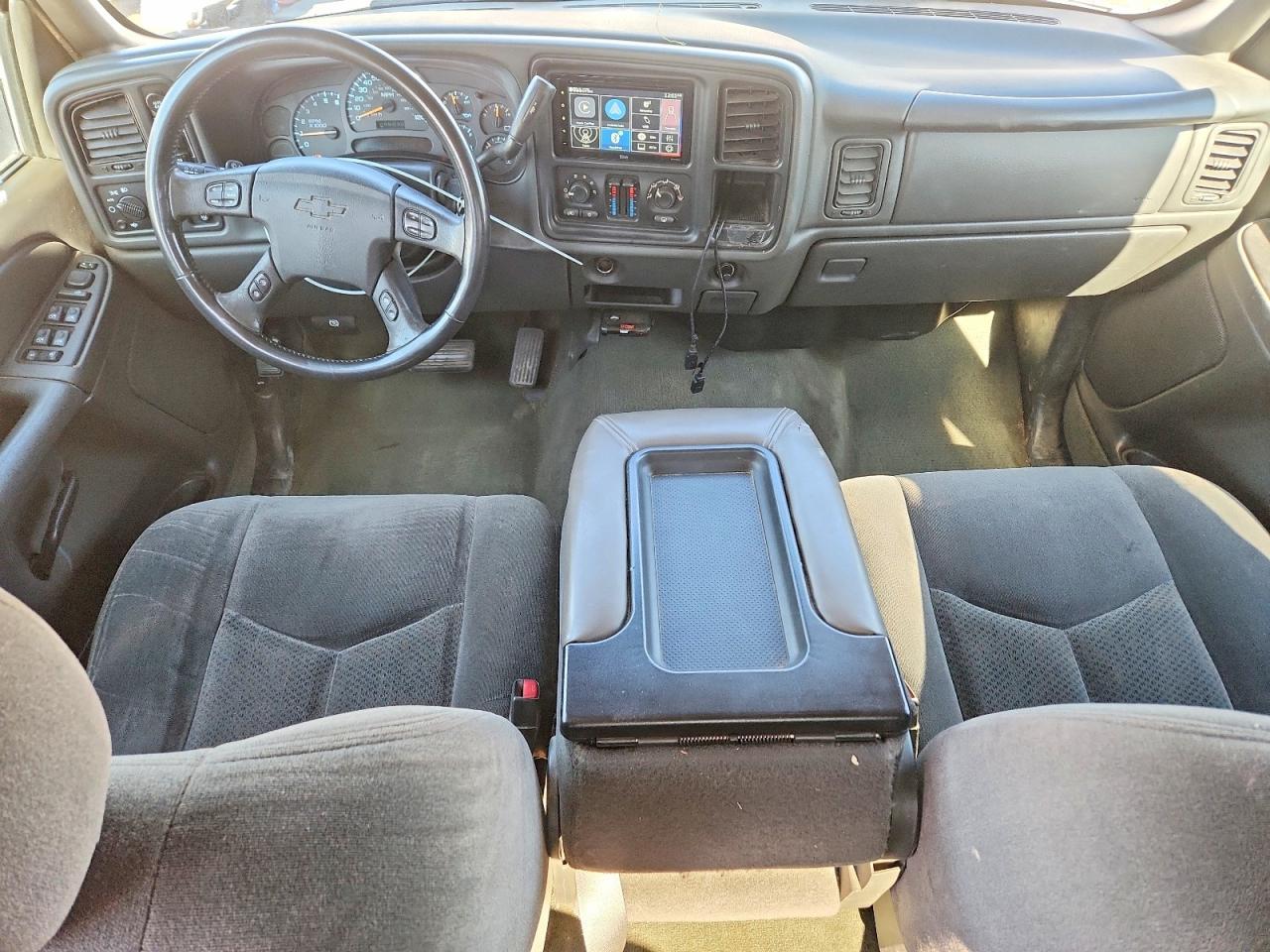 2004 CHEVROLET Silverado