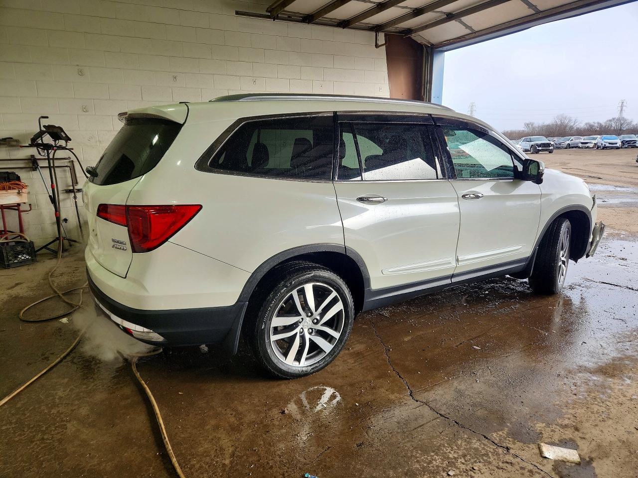 2017 HONDA PILOT