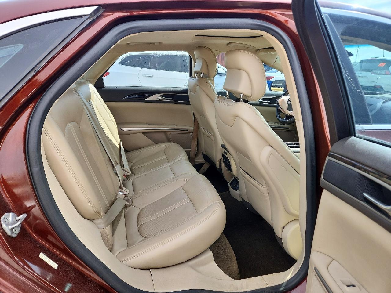 2016 LINCOLN MKZ