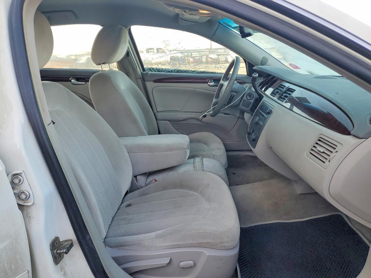 2009 BUICK Lucerne
