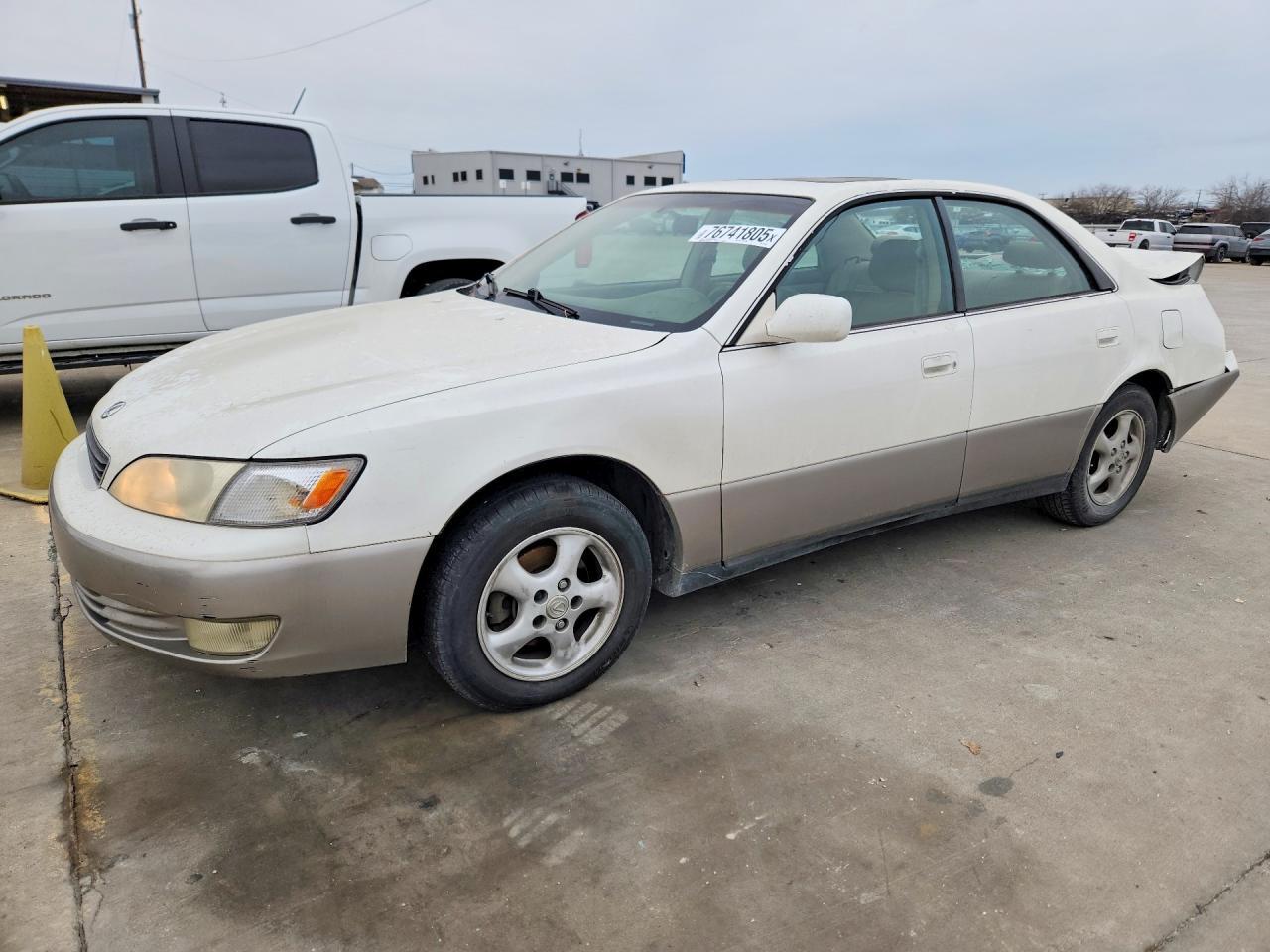 1999 LEXUS Es 300