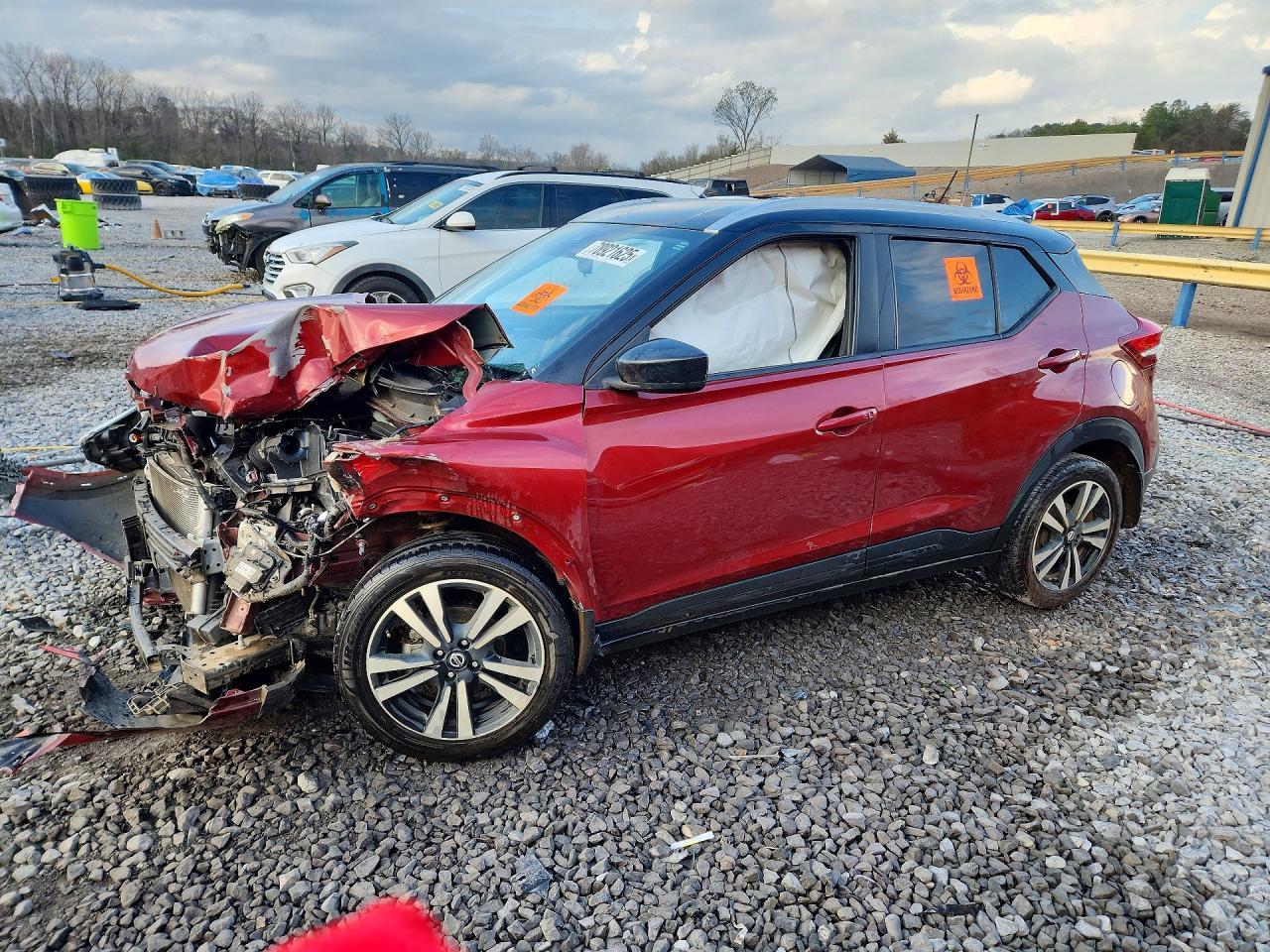 2020 NISSAN KICKS