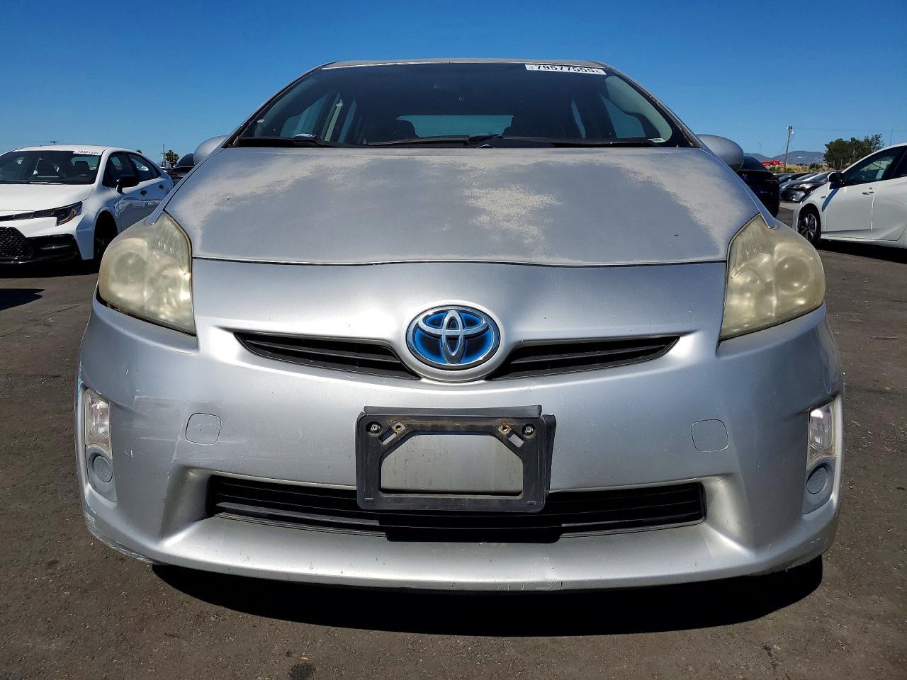 2011 TOYOTA PRIUS