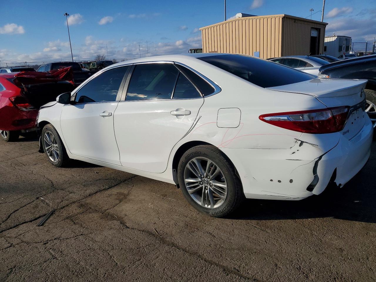 2017 TOYOTA CAMRY
