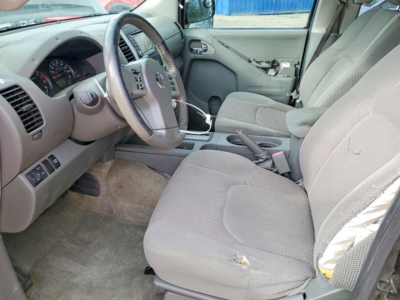 2016 NISSAN Frontier