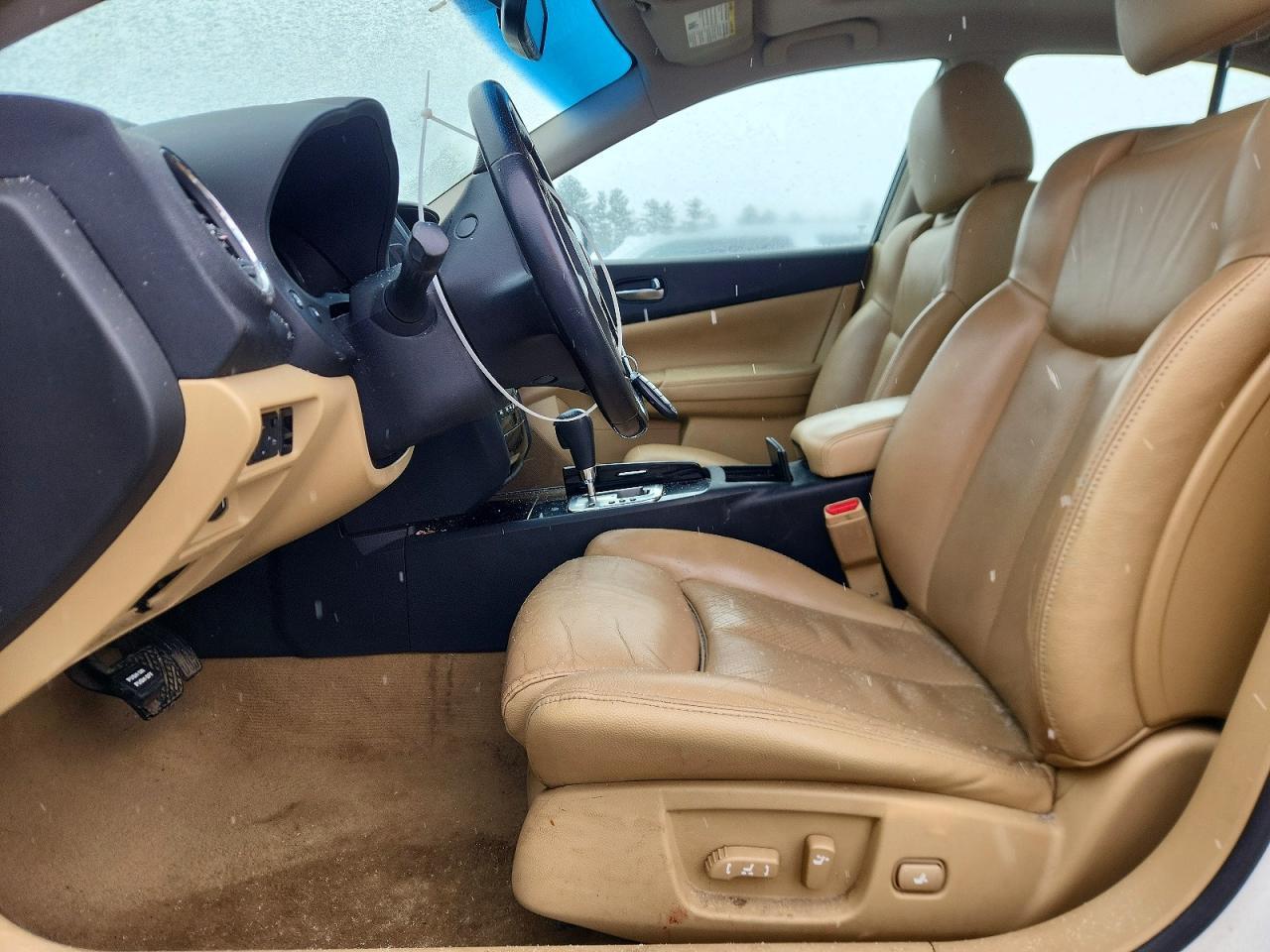 2009 NISSAN Maxima