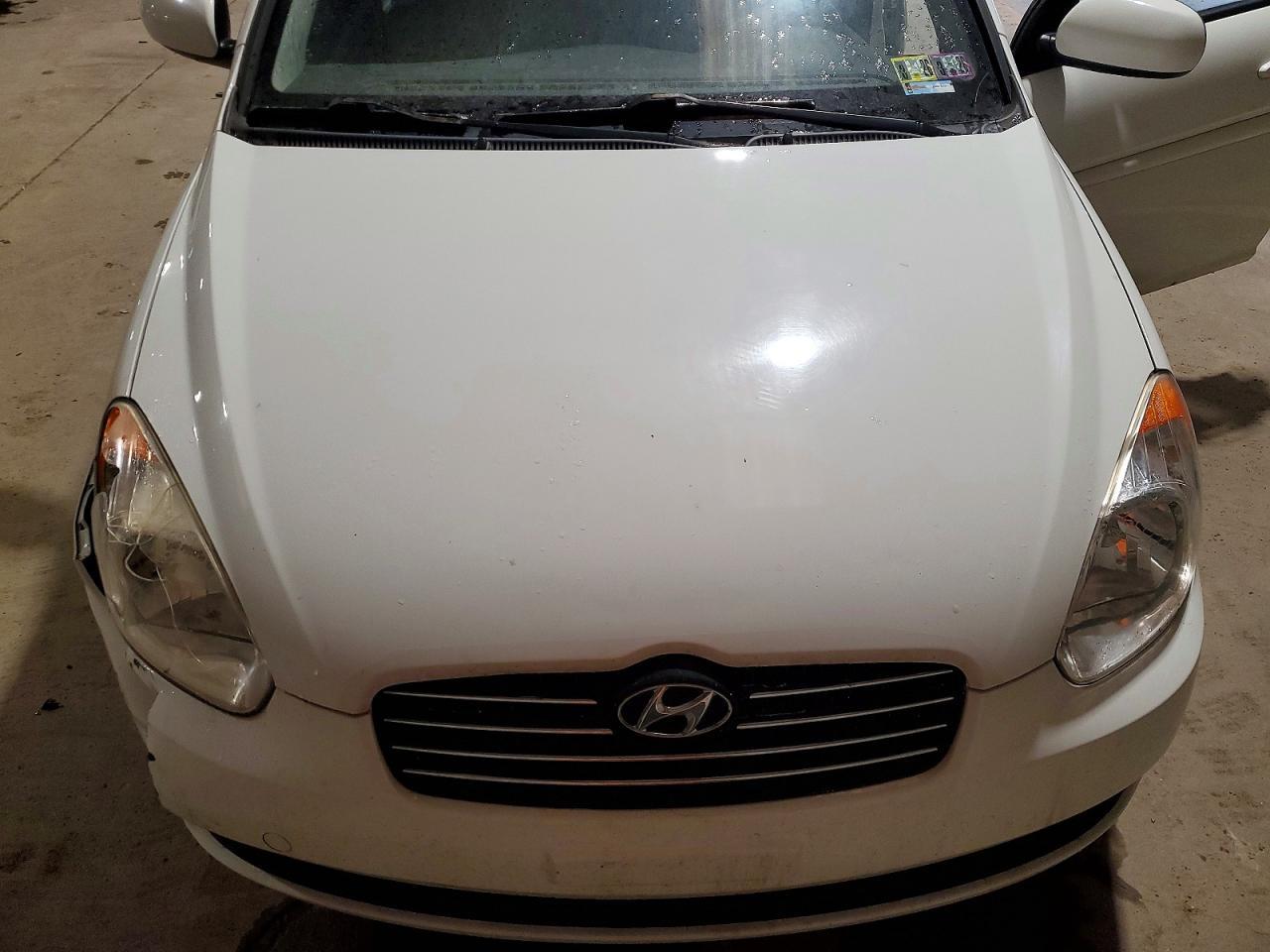 2011 HYUNDAI ACCENT