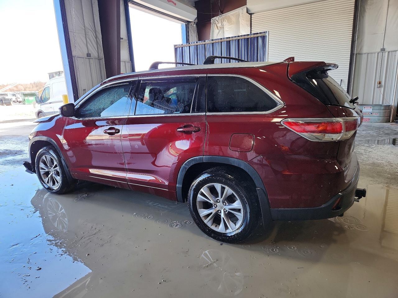2015 TOYOTA HIGHLANDER