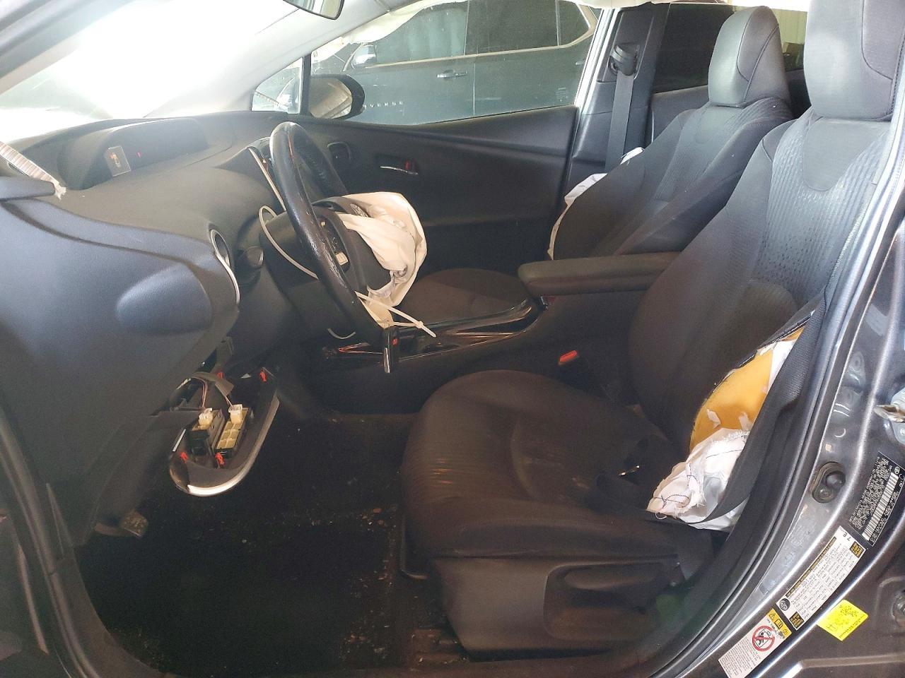 2017 TOYOTA Prius Prime