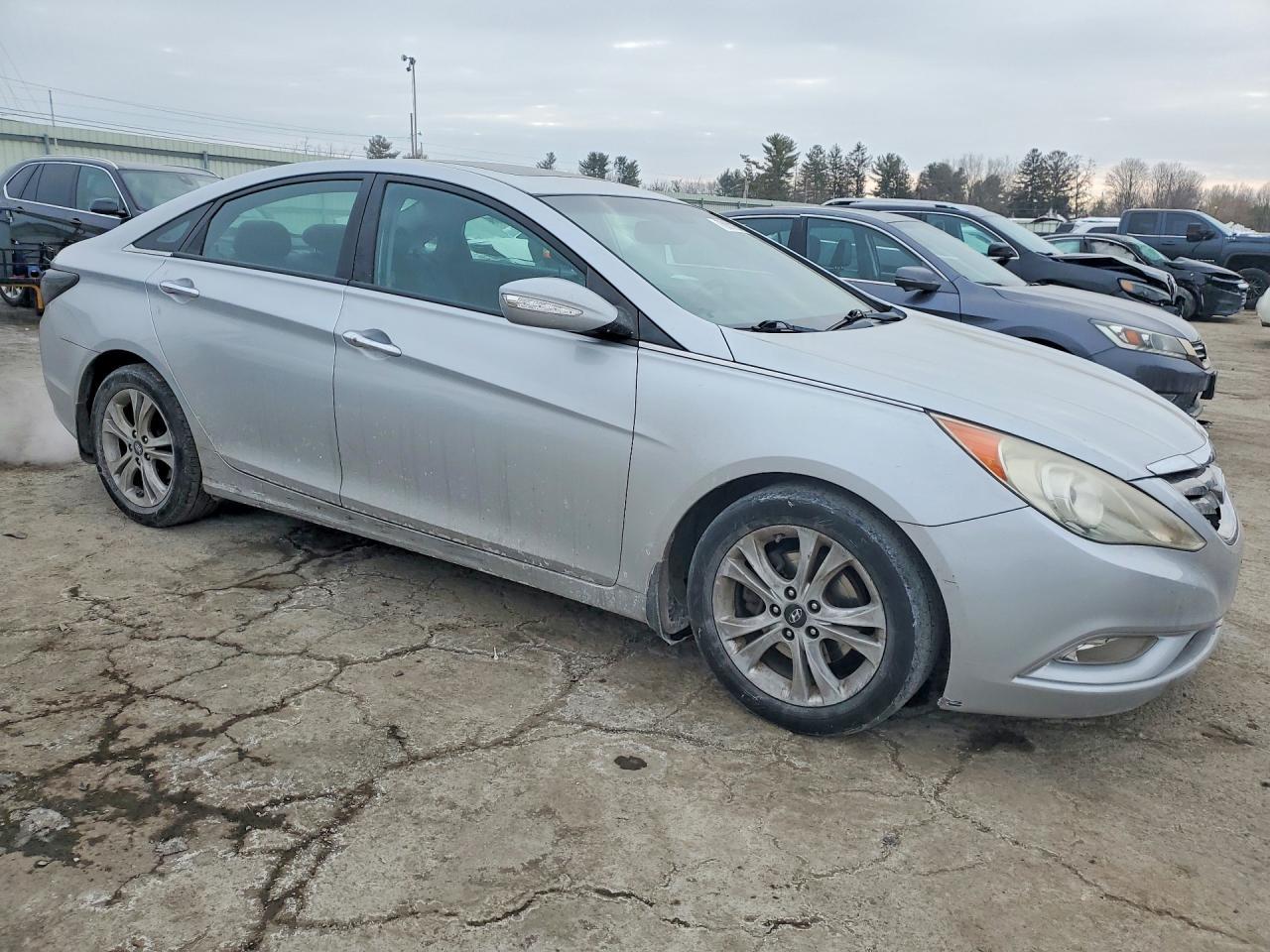 2011 HYUNDAI SONATA