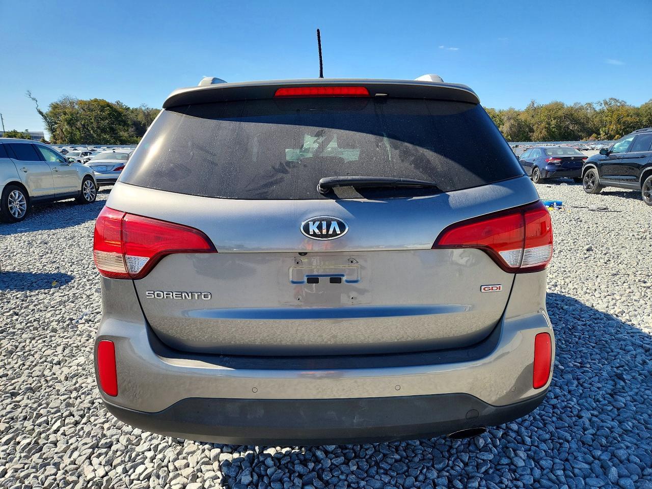 2014 KIA SORENTO