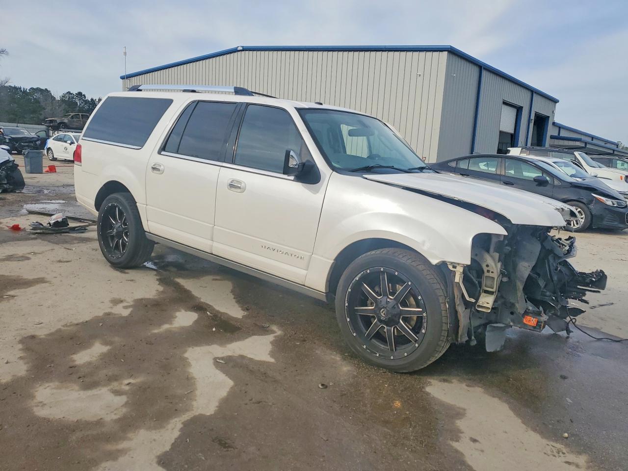 2015 LINCOLN Navigator