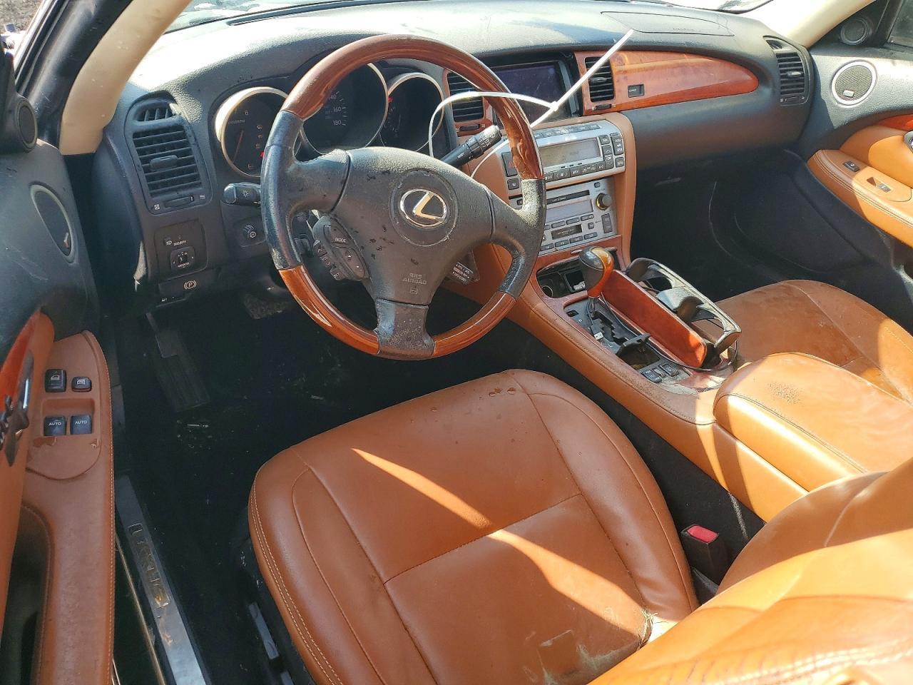 2004 LEXUS SC 430