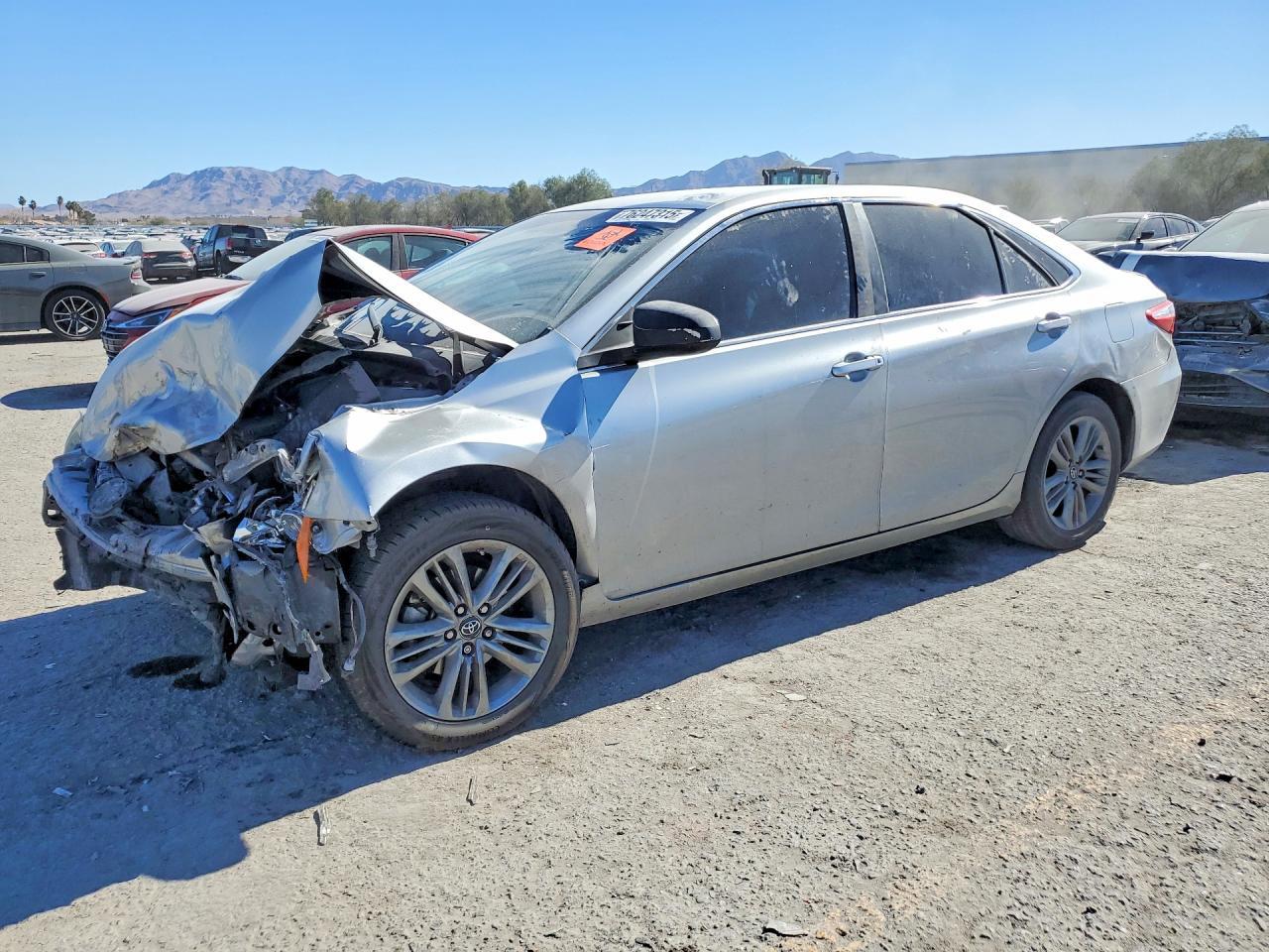 2016 TOYOTA CAMRY