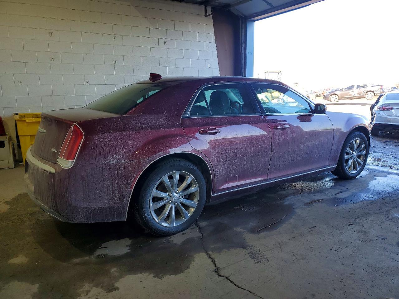 2020 CHRYSLER 300