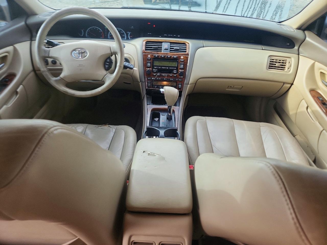 2002 TOYOTA Avalon