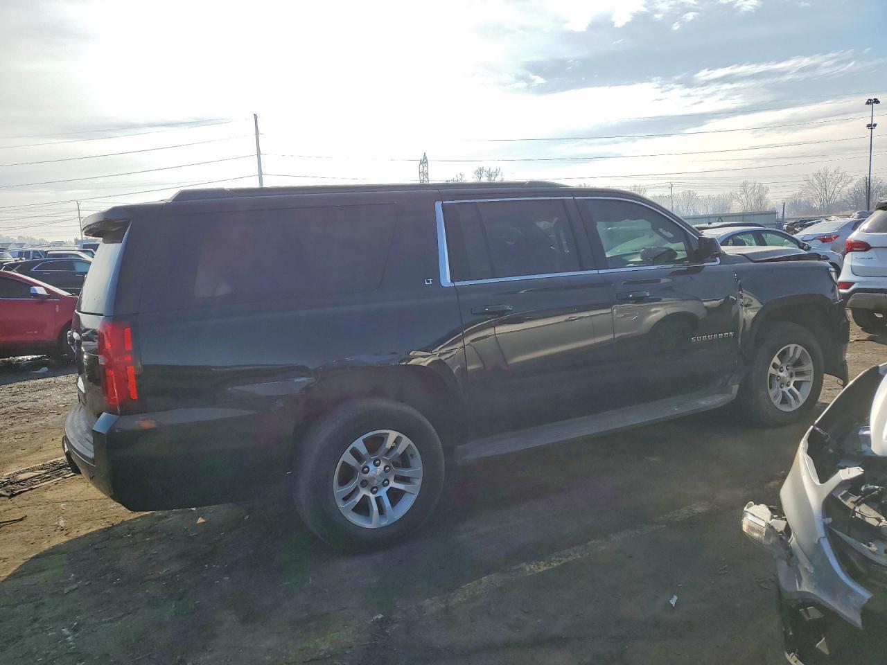 2017 CHEVROLET Suburban