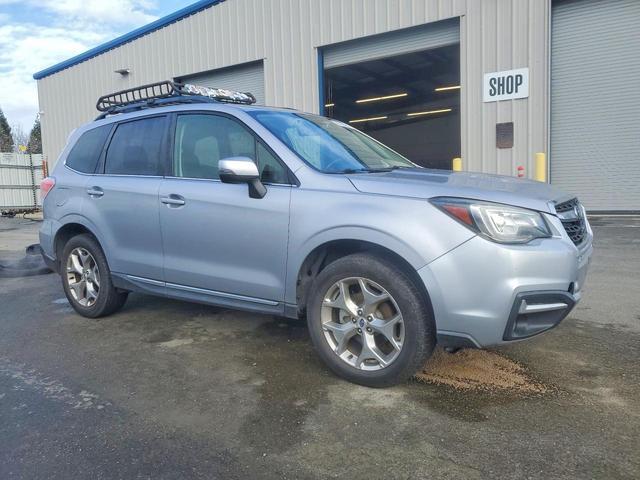 2017 SUBARU FORESTER